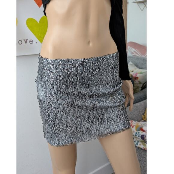 guess sequin mini skirt - Picture 6 of 10